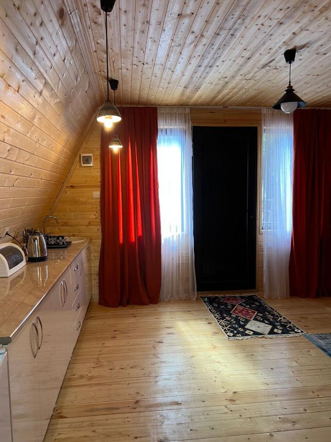 Cottage Mida Mestia Eksteriør billede